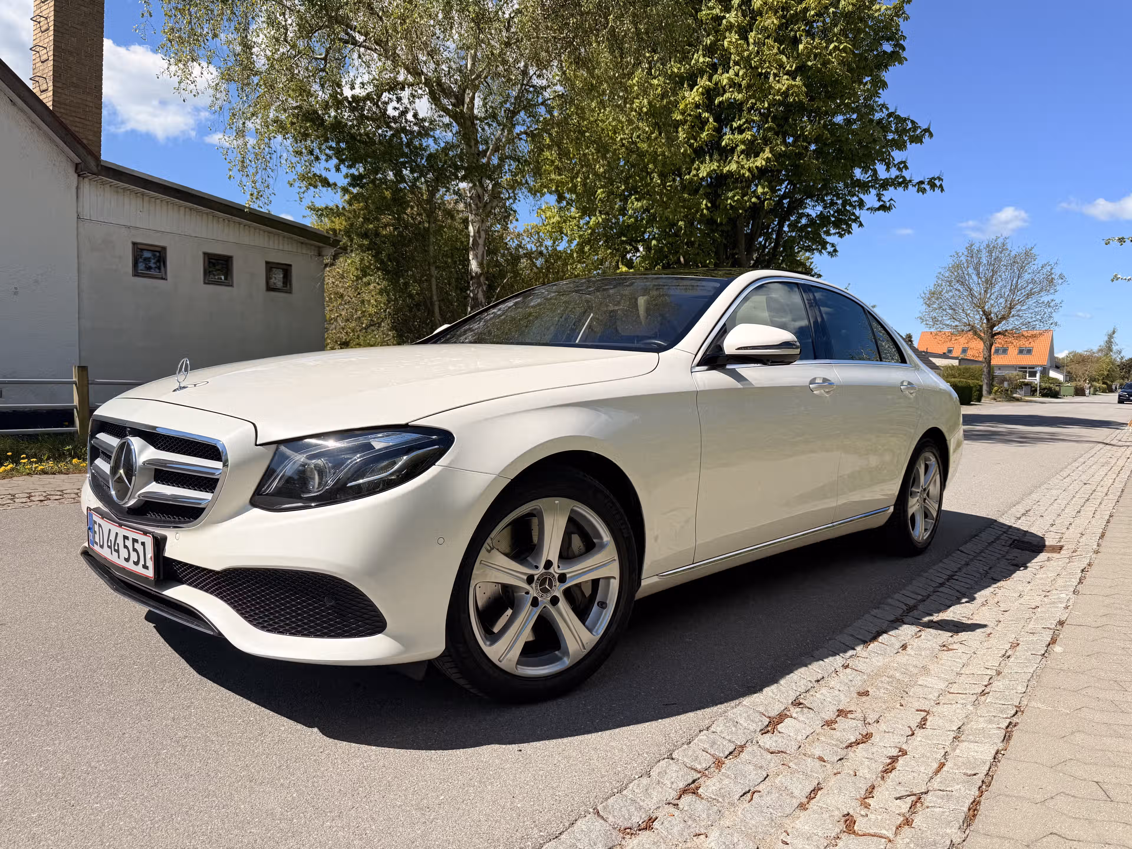 MERCEDES-BENZ E-Klasse