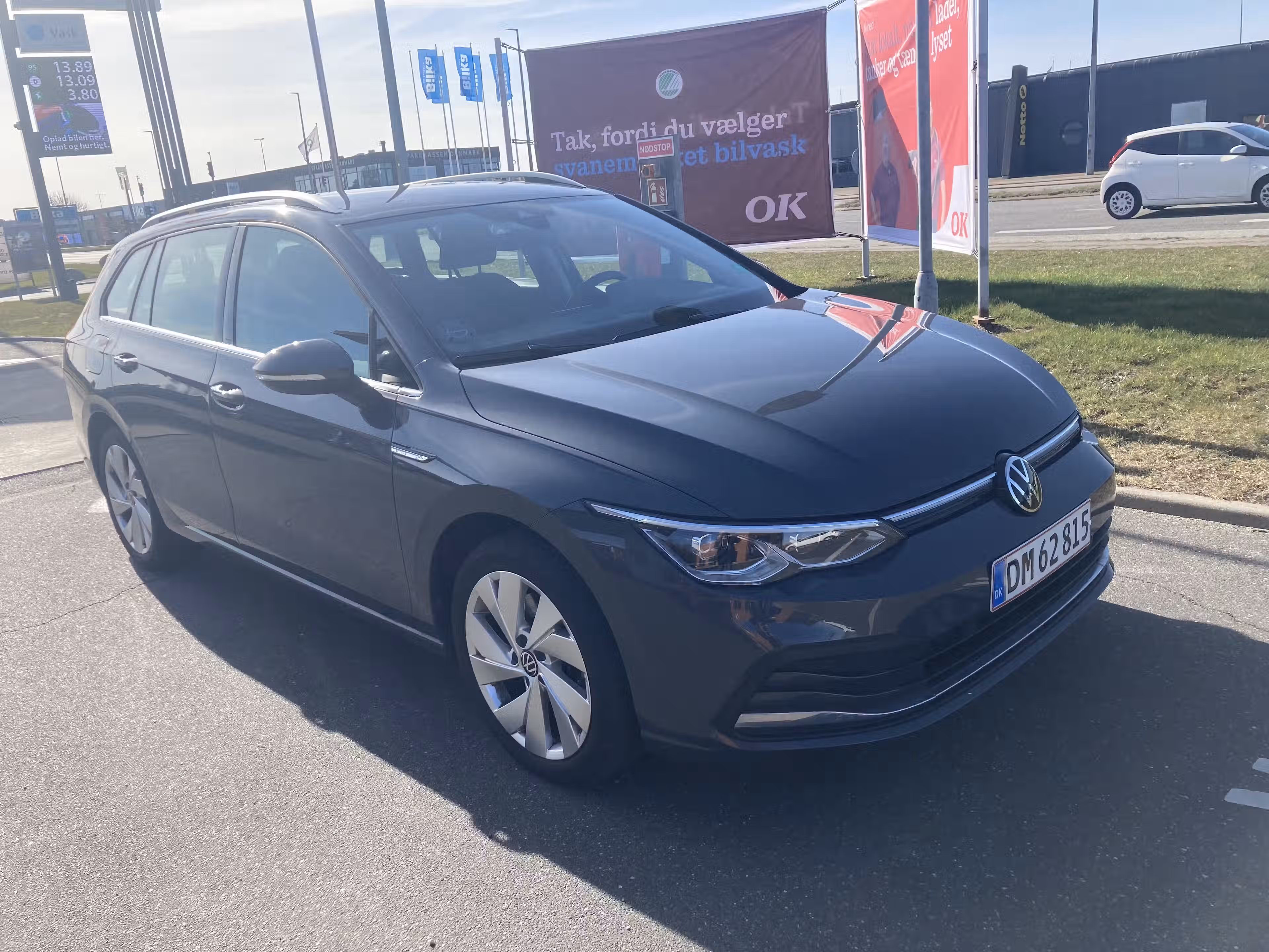 VOLKSWAGEN GOLF VARIANT