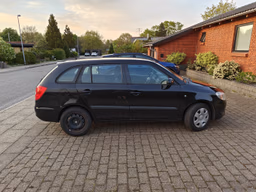 SKODA 
                FABIA COMBI Thumbnail 7