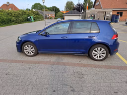 VOLKSWAGEN 
                Golf 7 Thumbnail 3