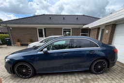 MERCEDES-BENZ 
                A250 e 1,3 AMG Line aut. 4d Thumbnail 2
