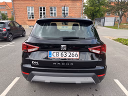 SEAT 
                Arona Thumbnail 7