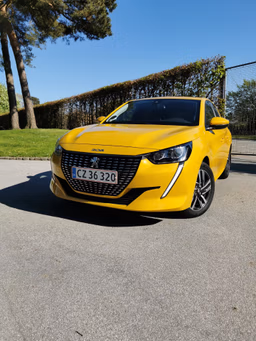 PEUGEOT 
                208 Thumbnail 2