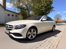 MERCEDES-BENZ 
                E-Klasse Thumbnail 1