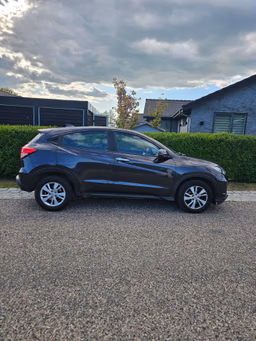 HONDA 
                HR-V Thumbnail 3