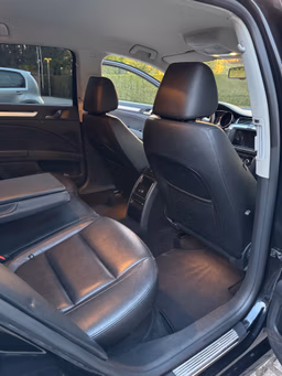 SKODA 
                SUPERB Thumbnail 16