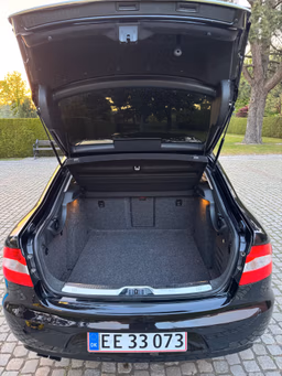 SKODA 
                SUPERB Thumbnail 17