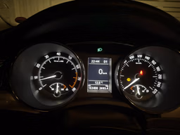 SKODA 
                SUPERB Thumbnail 13