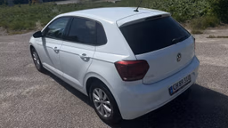 VOLKSWAGEN 
                POLO Thumbnail 9
