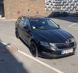 SKODA 
                OCTAVIA Thumbnail 2