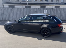 SKODA 
                OCTAVIA Thumbnail 9