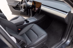 TESLA 
                Model Y Thumbnail 11