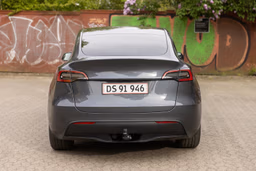 TESLA 
                Model Y Thumbnail 6