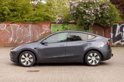 TESLA 
                Model Y Thumbnail 8