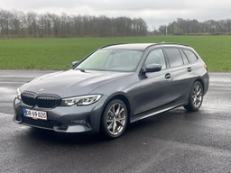 BMW 
                3-Serie Thumbnail 1