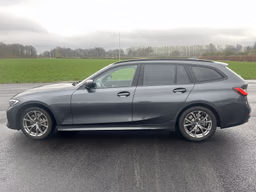 BMW 
                3-Serie Thumbnail 4