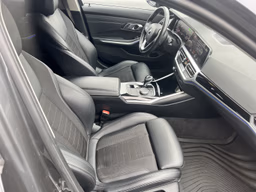 BMW 
                3-Serie Thumbnail 9