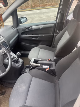 OPEL 
                ZAFIRA 7prs 1,8 16V 140 Enjoy 7prs Thumbnail 7