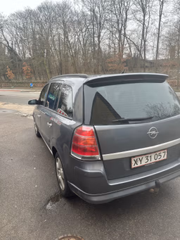 OPEL 
                ZAFIRA 7prs 1,8 16V 140 Enjoy 7prs Thumbnail 3