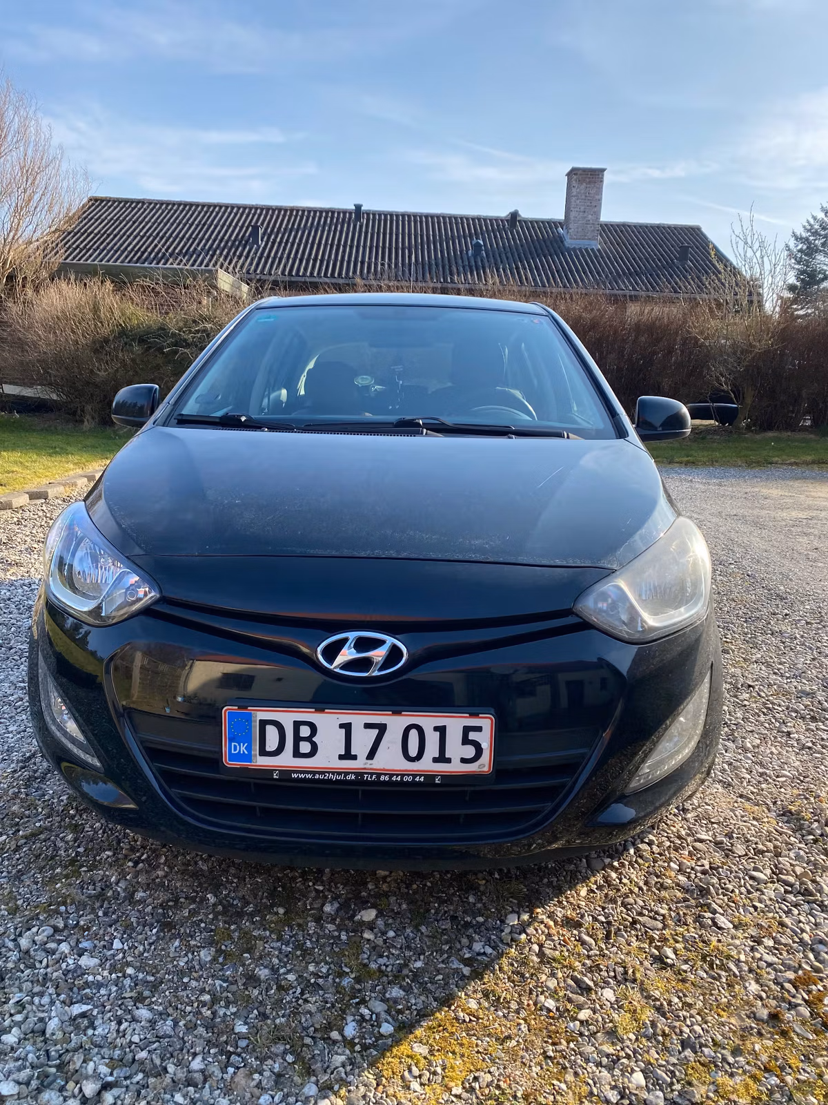 HYUNDAI 
                I20 1