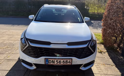KIA 
                SPORTAGE Thumbnail 2
