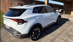 KIA 
                SPORTAGE Thumbnail 5