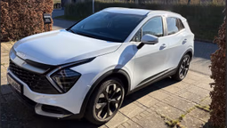 KIA 
                SPORTAGE Thumbnail 1