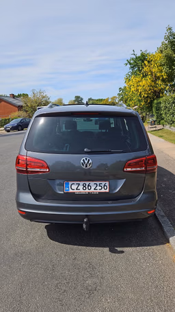 VOLKSWAGEN 
                SHARAN Thumbnail 7