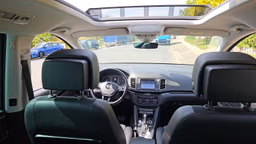 VOLKSWAGEN 
                SHARAN Thumbnail 9