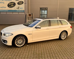 BMW 
                520D Thumbnail 1