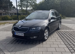 SKODA 
                OCTAVIA COMBI Thumbnail 3