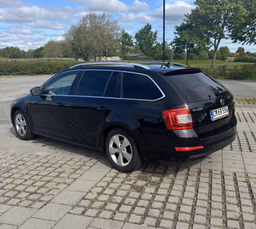SKODA 
                OCTAVIA COMBI Thumbnail 5