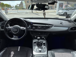 AUDI 
                A6 AVANT Thumbnail 9