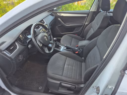 SKODA 
                OCTAVIA COMBI Thumbnail 5