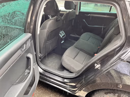 SKODA 
                SUPERB Thumbnail 15