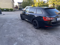 SKODA 
                SUPERB Thumbnail 11