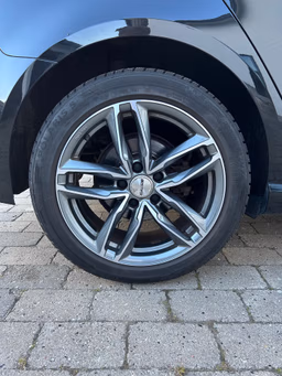 AUDI 
                A 3 SPORTBACK e-tron Thumbnail 15