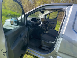 PEUGEOT 
                Partner Van Thumbnail 5