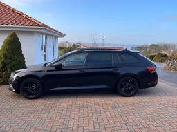 SKODA 
                SUPERB COMBI Thumbnail 3