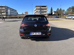 VOLKSWAGEN 
                GOLF Thumbnail 6