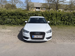 AUDI 
                A3 Sportback Thumbnail 3