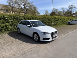 AUDI 
                A3 Sportback Thumbnail 2