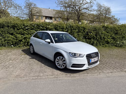 AUDI 
                A3 Sportback Thumbnail 1